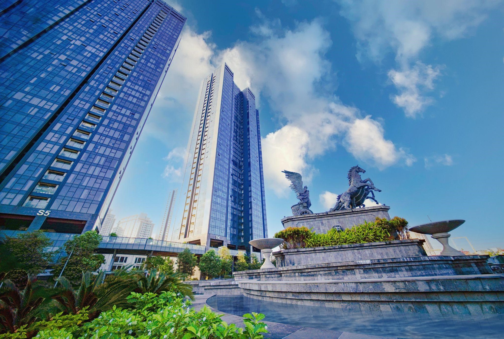 SUNSHINE CITY CIPUTRA