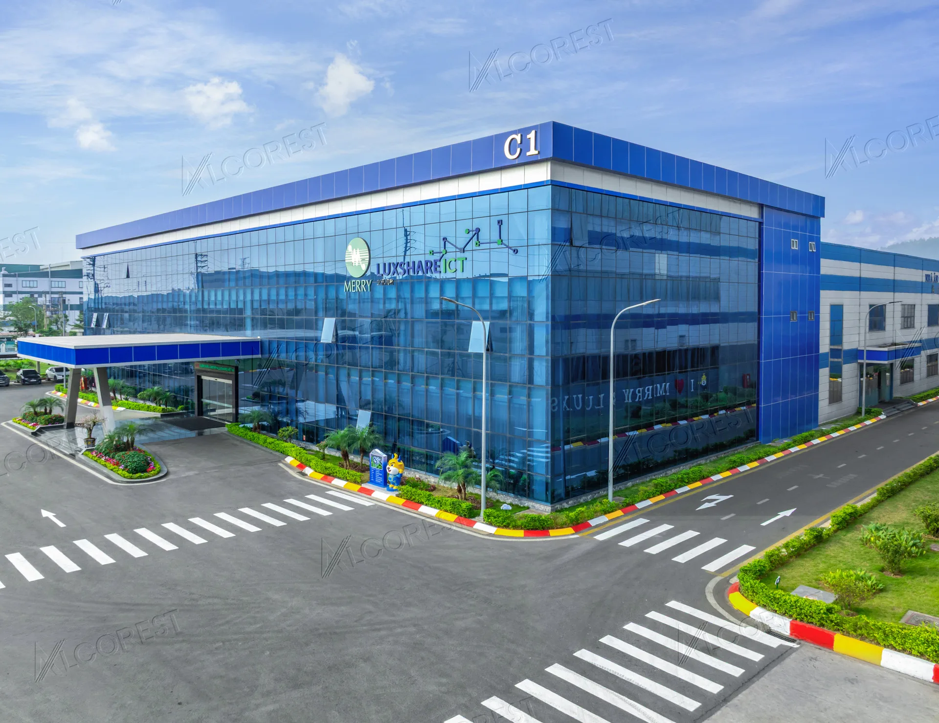 NHÀ MÁY LUXSHARE ICT