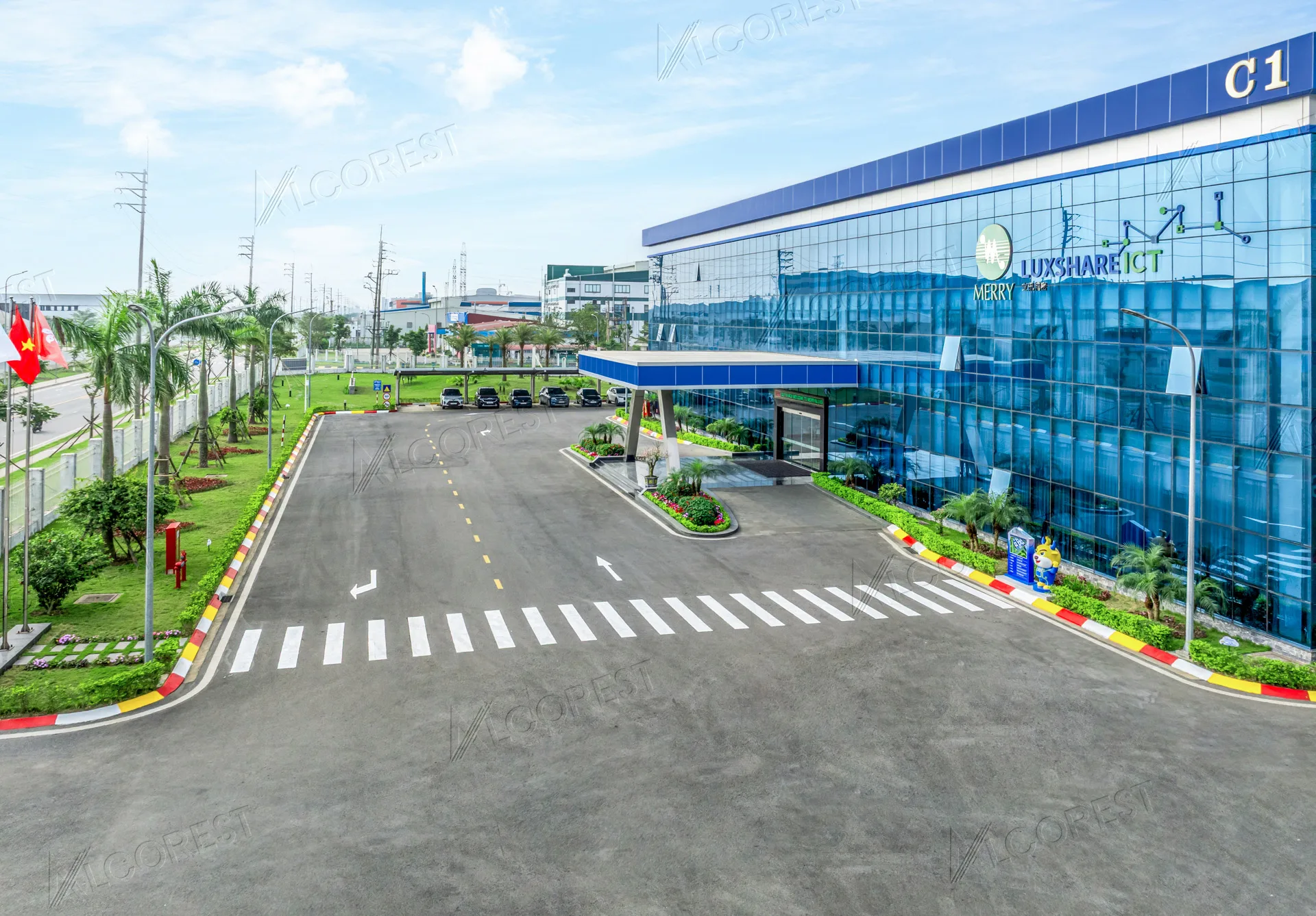 NHÀ MÁY LUXSHARE ICT