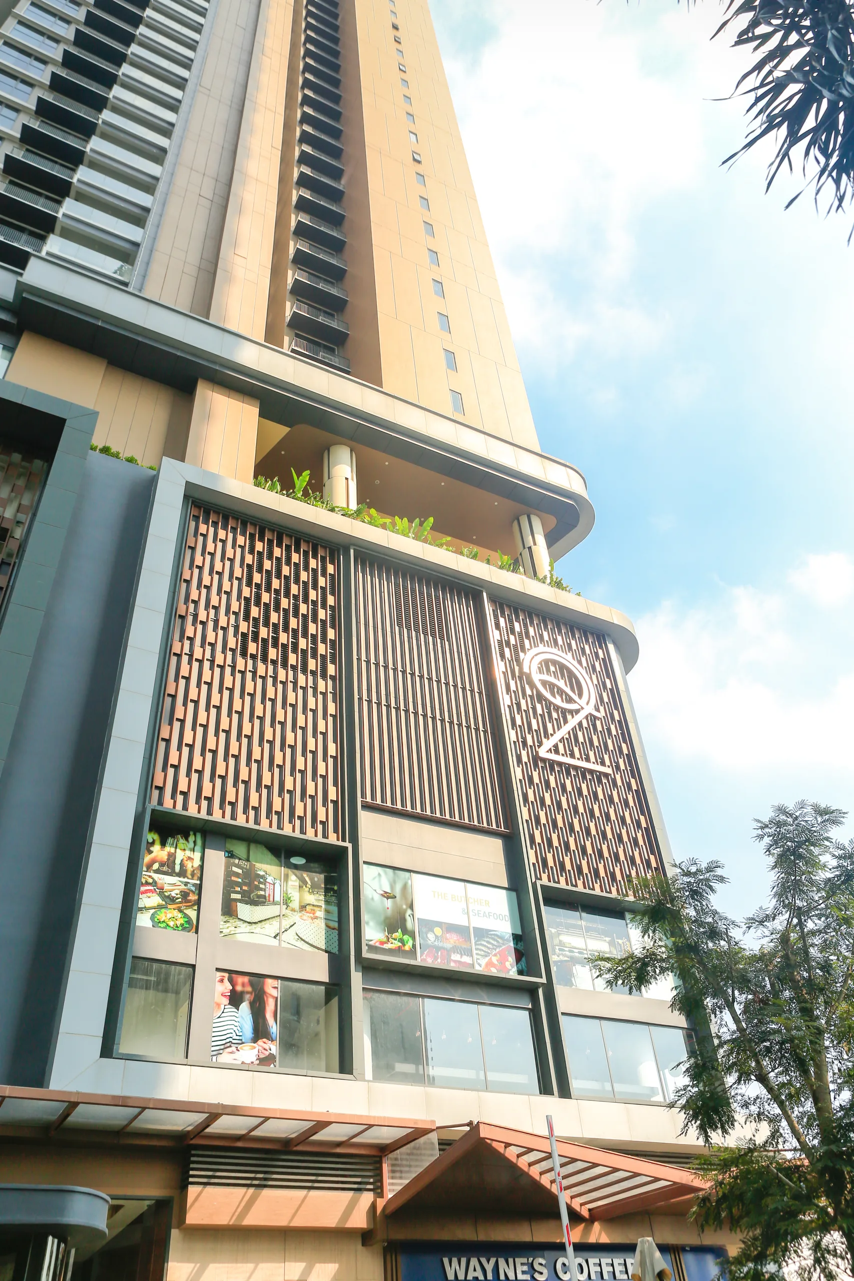 THAO DIEN FRASERS LUXURY APARTMENT