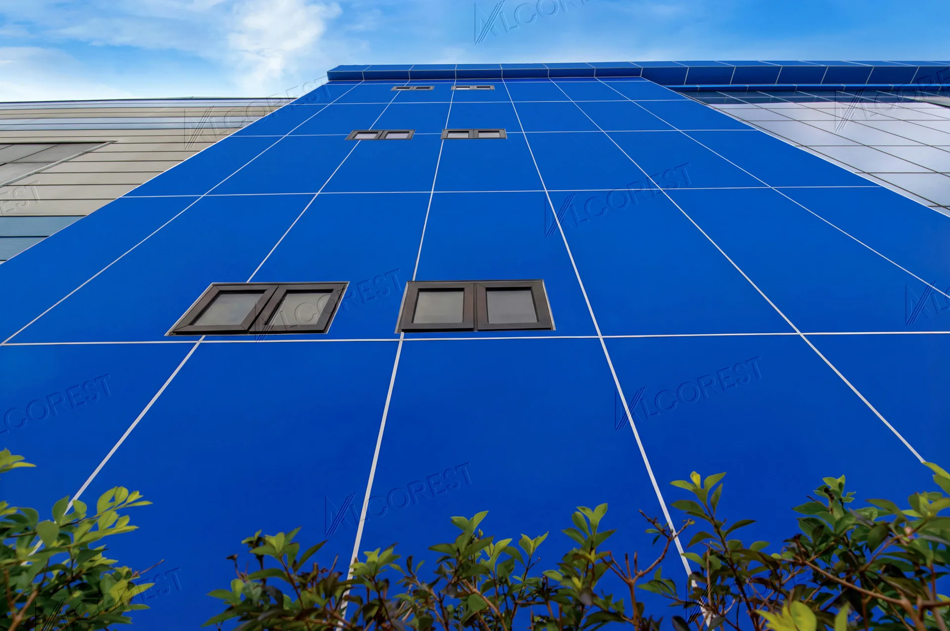 NHÀ MÁY LUXSHARE ICT