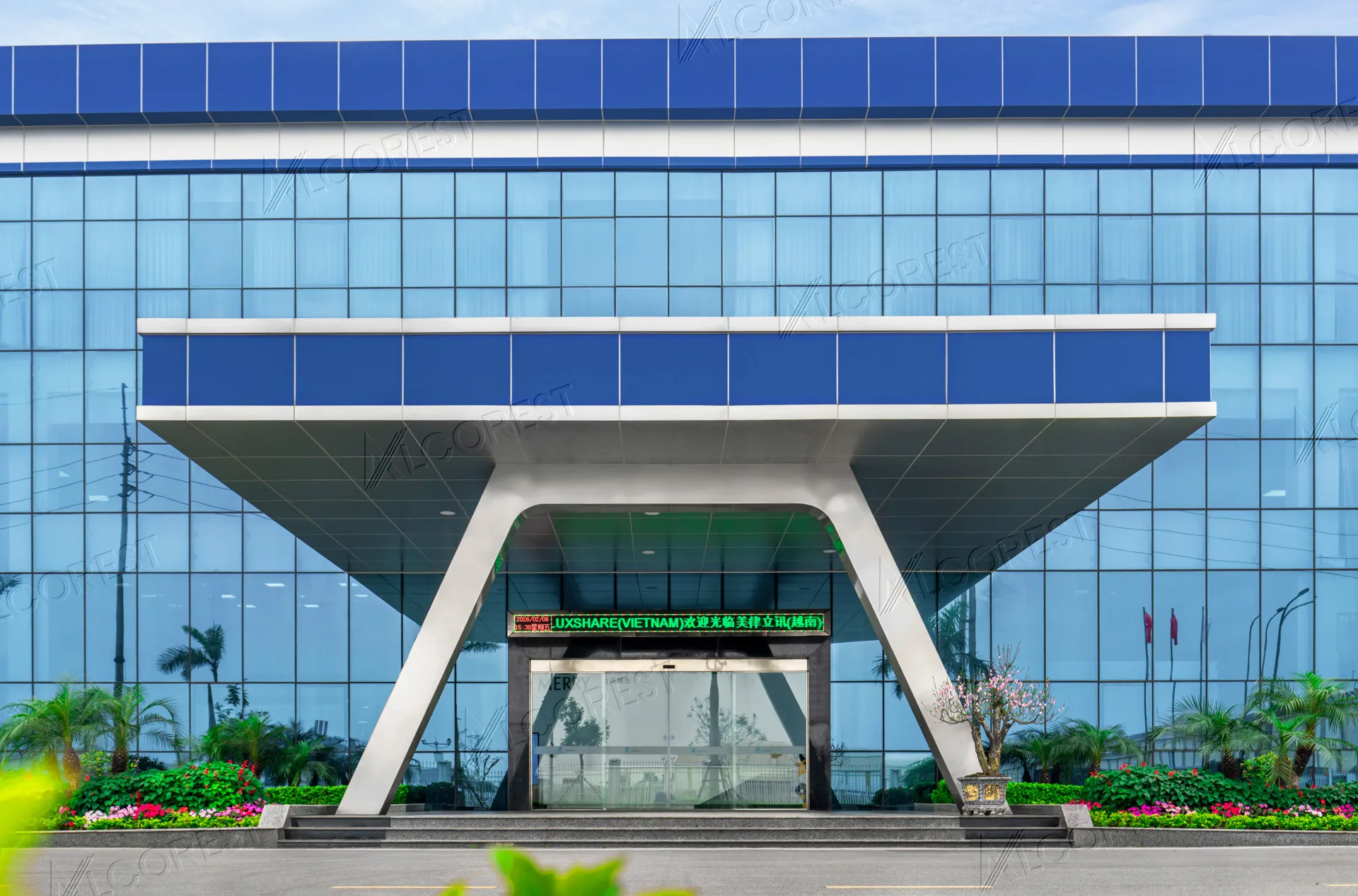 NHÀ MÁY LUXSHARE ICT
