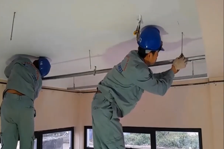 Căn chỉnh xương và thả tấm