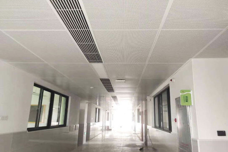 Kích thước trần nhôm Hook-on 600 x 1200
