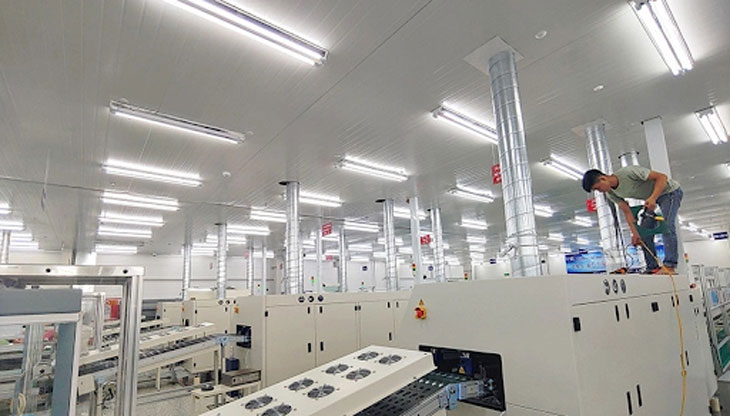Sử dụng trần nhôm cho nhà xưởng giúp tăng khả năng chống ồn hiệu quả