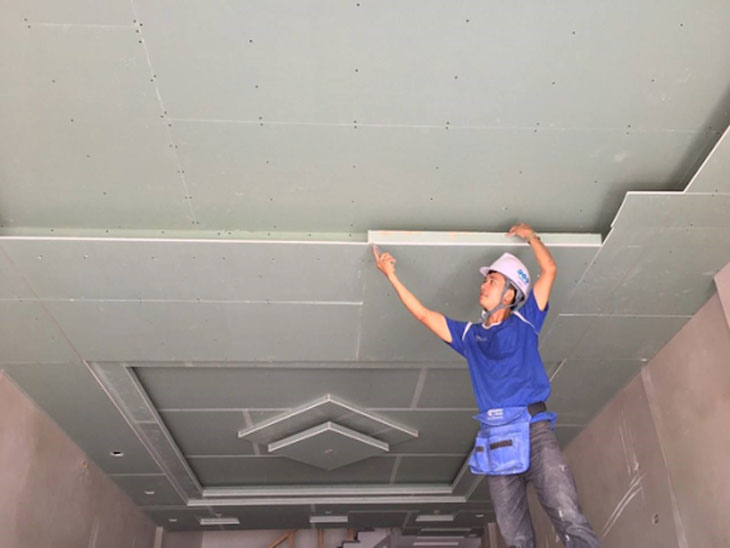 Thi công trần thạch cao thực tế