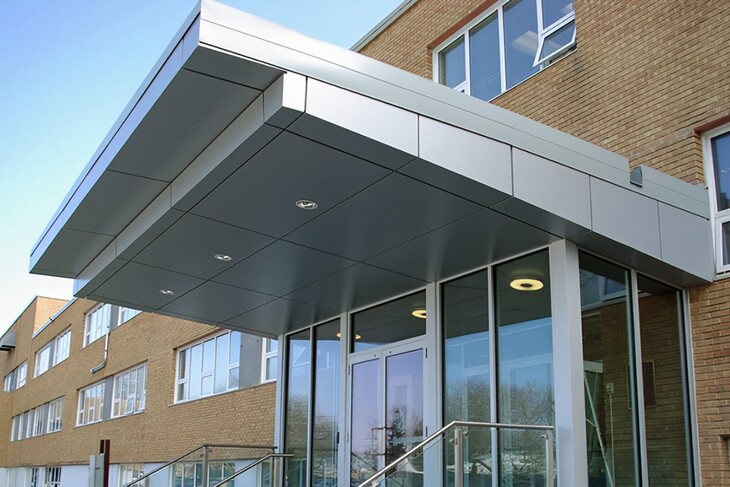 Trần nhà bằng Aluminum có thể khả năng chống nước tuyệt đối