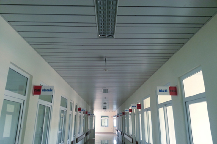 Trần nhôm B Multi-Shaped ít khả năng tái sử dụng 