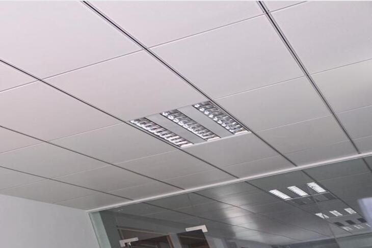 Trần nhôm Lay-in ít có độ bền cao, tuổi thọ có thể kéo dài lên đến 30 năm