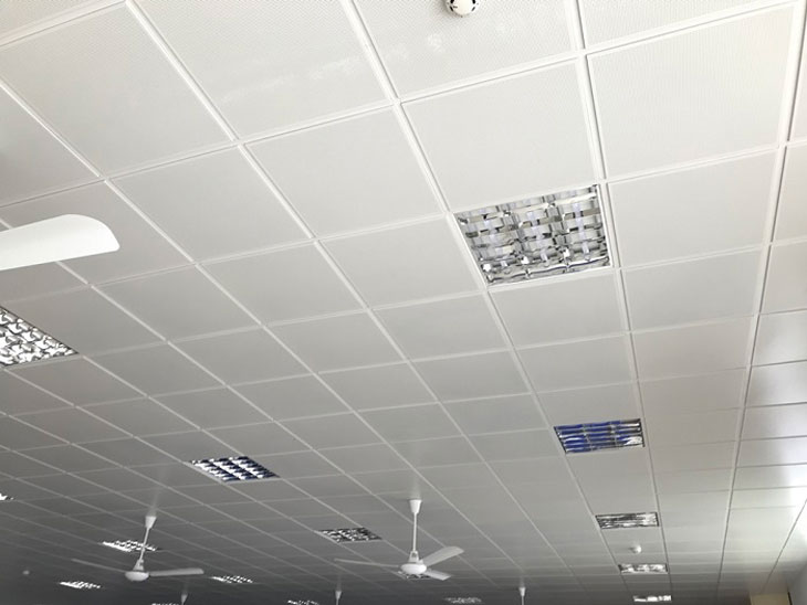 Trần nhôm có độ bền lớn hơn nhiều so với trần nhựa