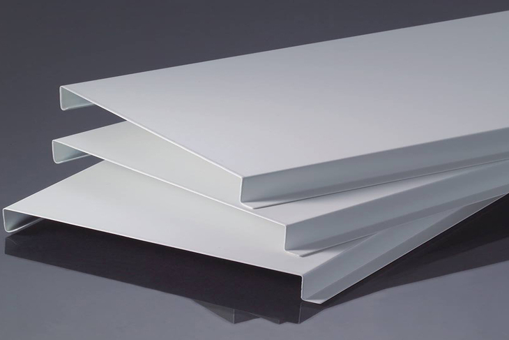 Tấm nhôm màu trắng kích cỡ 200x15x6000mm