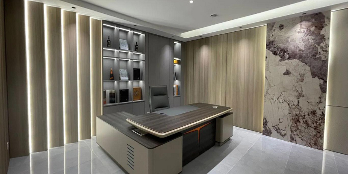 Một góc nhà ở sử dụng tấm ốp than tre, tạo điểm nhấn độc đáo