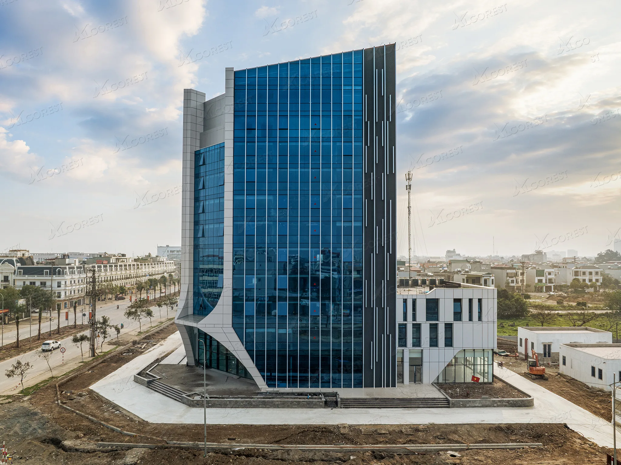 Trụ sở VNPT Hà Nam – An toàn bền vững với 3.000m² Tấm ốp chống cháy Alcorest FR